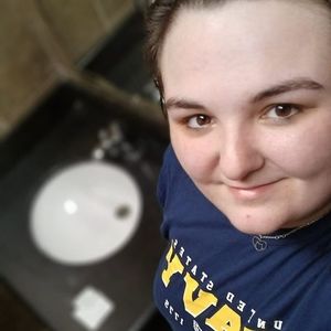 Meet your Posher, Dana